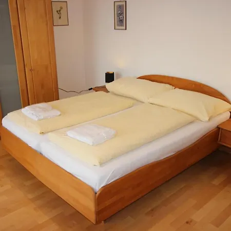 House - Orange Antik 97 Lipno *